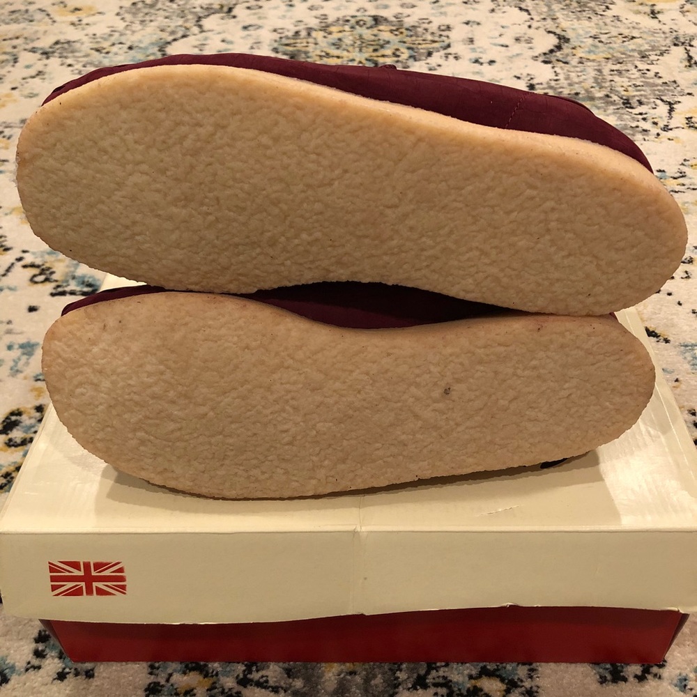 Supreme X Clarks Wallabee (Crocodile) - Picture 6 of 7